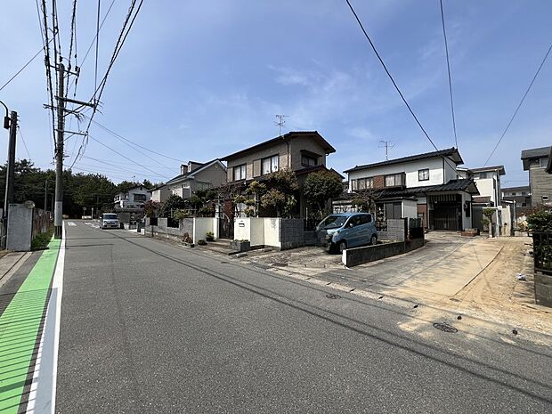 【前面道路含む現地写真】南側5.6m公道