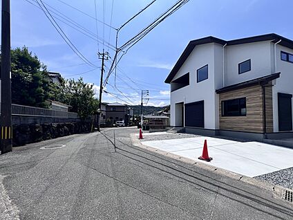 前面道路含む現地写真