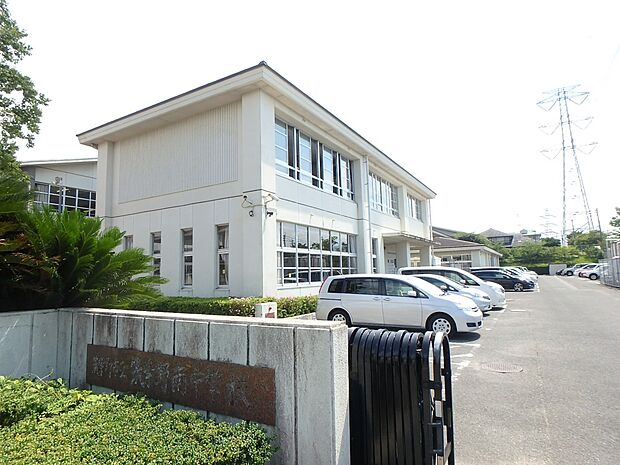 筑紫野市立筑紫野南中学校(約1,700m・徒歩22分)