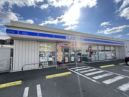 ローソン 太宰府五条二丁目店 800m(10分)