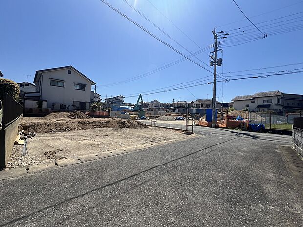 【前面道路含む現地写真】前面道路：西側5ｍ公道