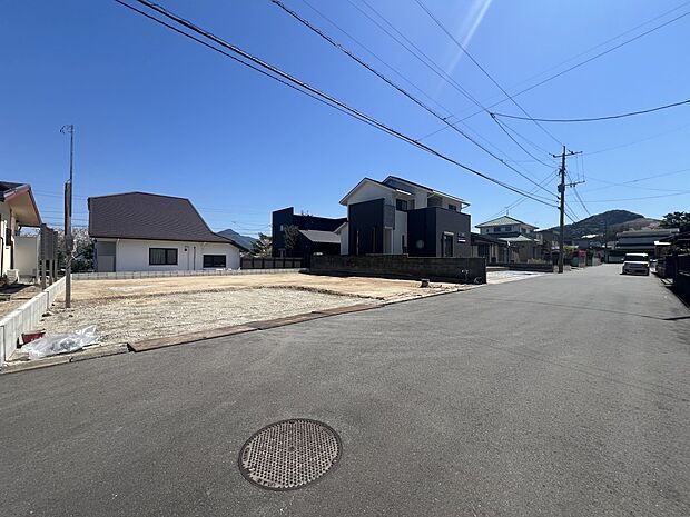 【前面道路含む現地写真】前面道路:南西側6.6m公道