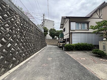 前面道路含む現地写真