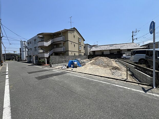 【前面道路含む現地写真】前面道路：北側5.8ｍ公道