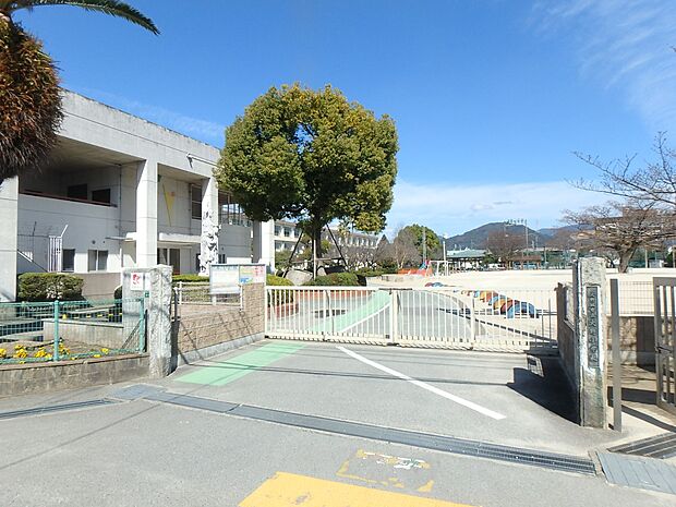 大野城市立大野小学校（約280m・徒歩4分）