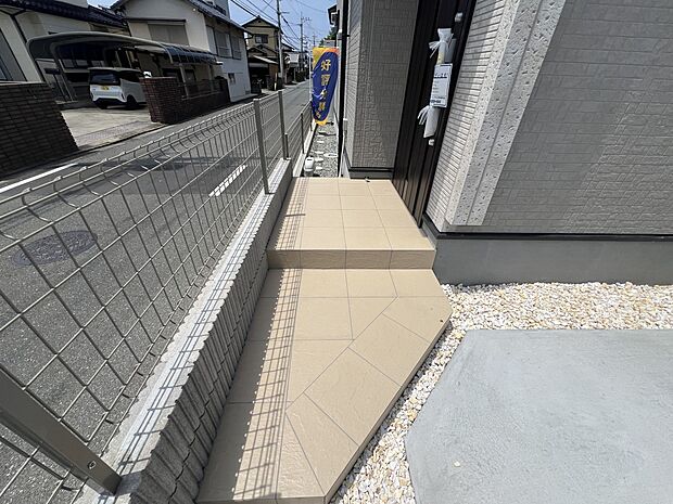 【玄関】玄関アプローチ
