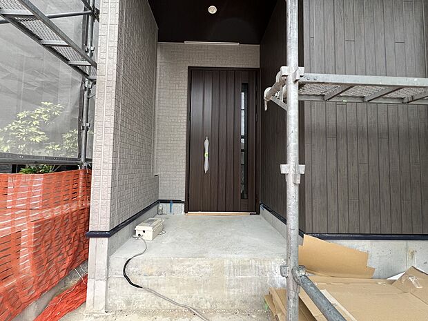 【玄関】玄関アプローチ（1号地）  