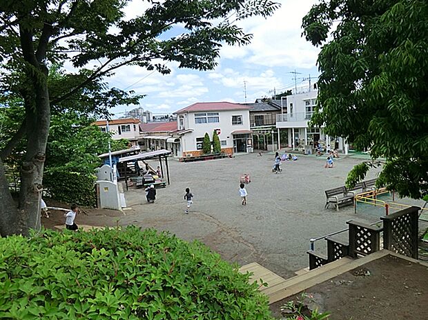 港北幼稚園（約400m）