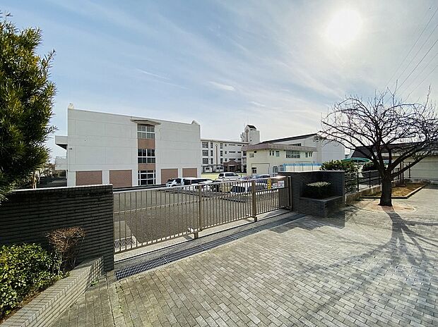 岩井原中学校（約350m）