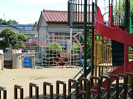 三ツ沢幼稚園 350m