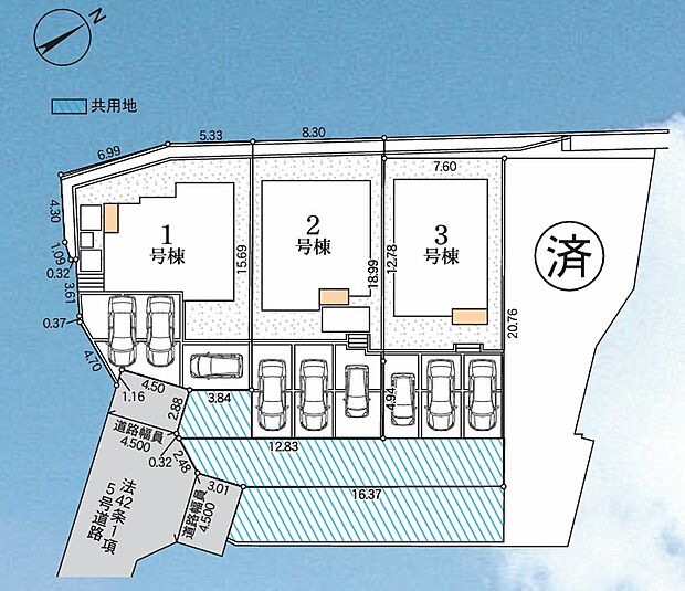 【【区画図】全棟カースペース3台可（車種による）】共有地部分を設けているので、駐車スペースへのアプローチもスムーズ。通り抜けのない形状のため、お子様がいるご家庭も安心のプライベート空間です。