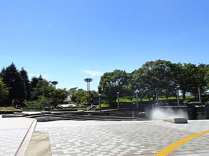 県立保土ヶ谷公園 600ｍ