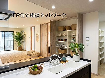会話が弾むカウンターキッチン