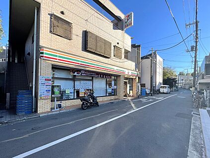 セブンイレブン横浜白幡南店 100ｍ