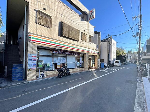 セブンイレブン横浜白幡南店（約100m）
