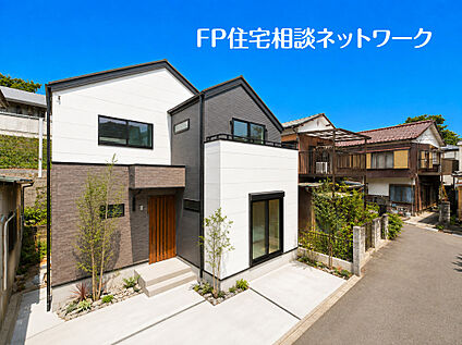静穏な環境と駐車のしやすさを備えた邸宅