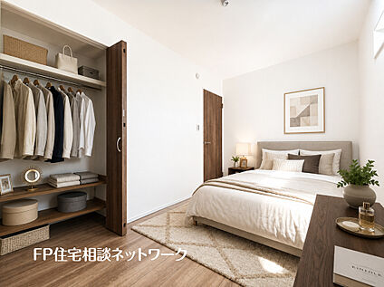 2面採光・クローゼット付きの洋室