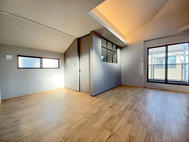 【1号棟LDK】朝から日差しいっぱい、早起きしたくなるLDK♪