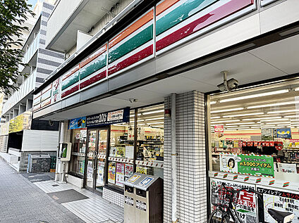 セブンイレブン 武蔵小金井北口店 565ｍ(徒歩8分)