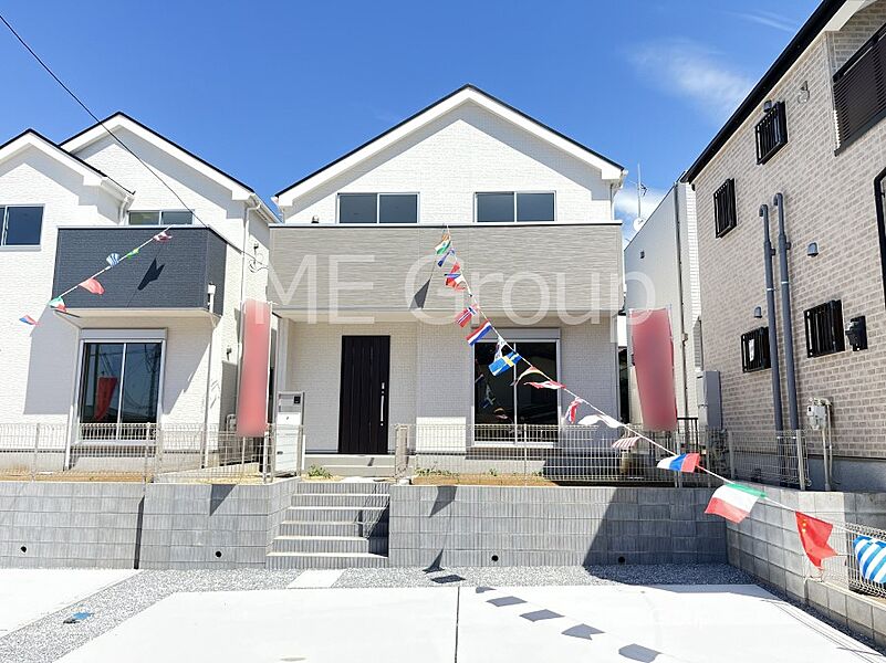 堂々完成！スッキリとした快適な住空間！WIC・土間収納を備えた住まい！