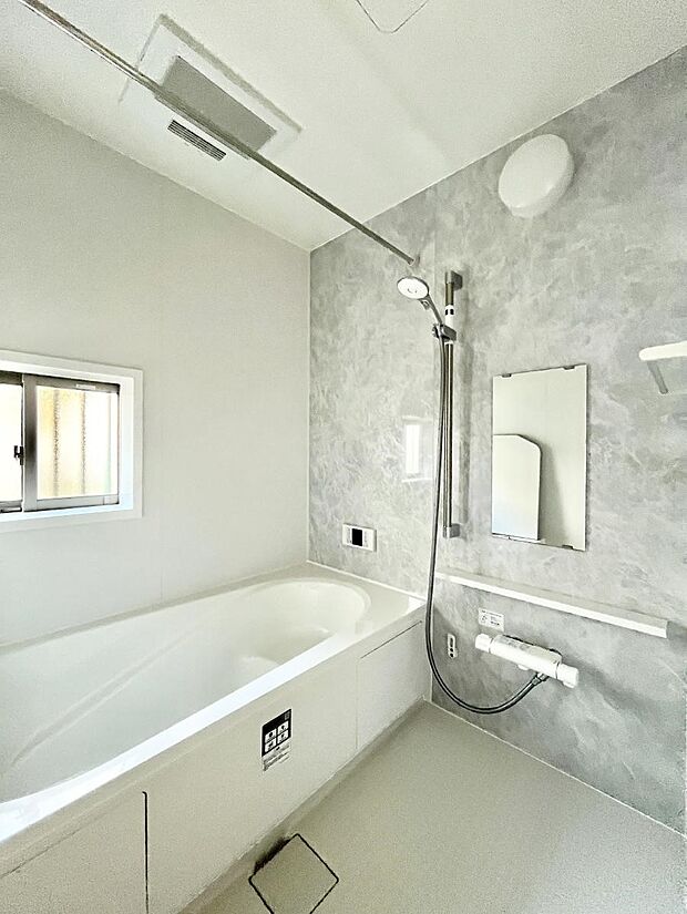 一日の疲れを癒やす大切なバスタイム。ゆっくりとお風呂を楽しんで疲れをとりたいですね！  