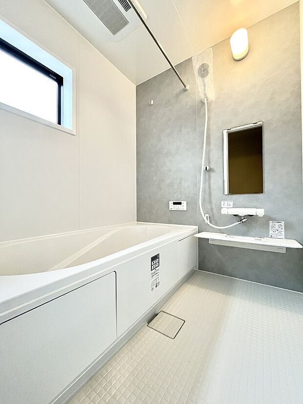 一日の疲れを癒やす大切なバスタイム。ゆっくりとお風呂を楽しんで疲れをとりたいですね！  