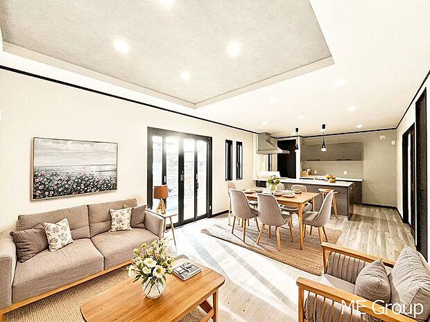 落ち着いた雰囲気のLDKは家族みんなの快適空間※家具はCGです