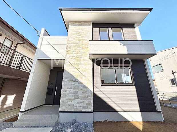 たっぷりの陽光と心地よい風が舞い込む住まい