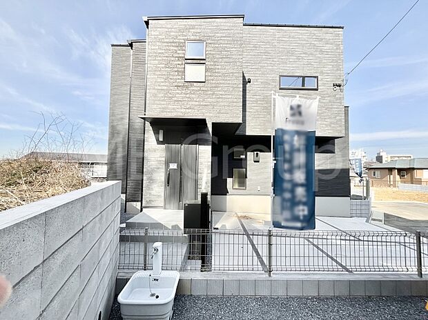 暮らしやすさと居心地の良さにこだわったシンプルで飽きのこないデザイン ！