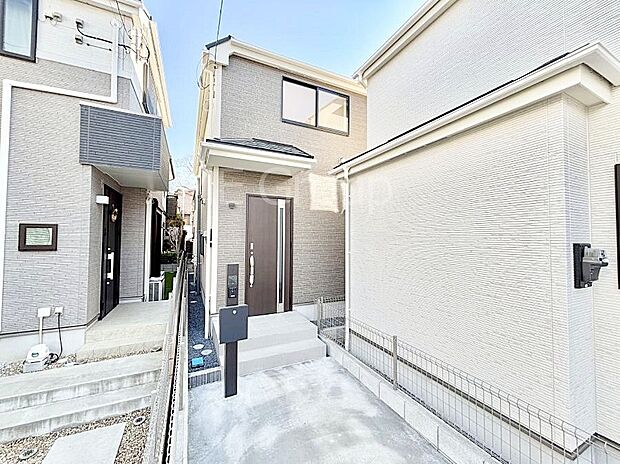 暮らしやすさと居心地の良さにこだわったシンプルで飽きのこないデザイン！