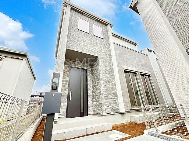 上質感あふれる外観デザイン。魅力の住まいを実現。 