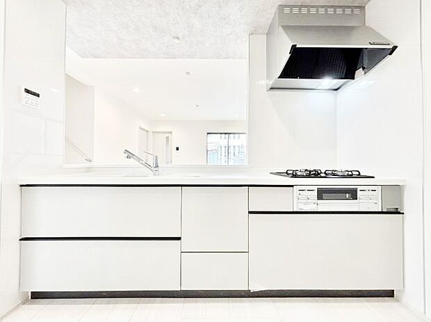 毎日使うキッチンだから、使いやすさ&お手入れのしやすさにこだわりました。