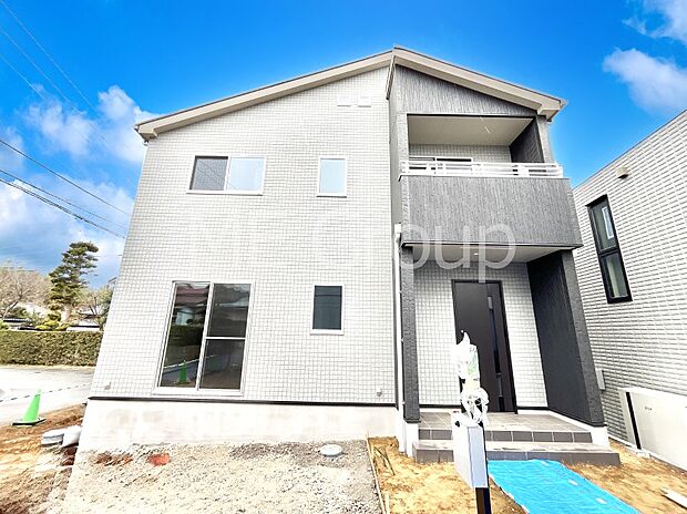 暮らしやすさと居心地の良さにこだわったシンプルで飽きのこないデザイン ！