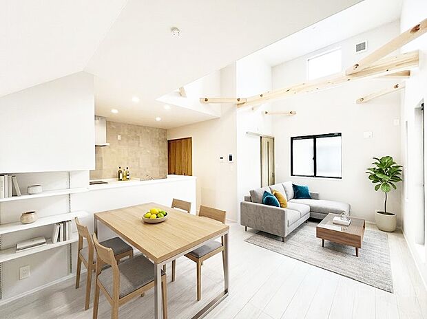 落ち着いた雰囲気のＬＤＫは家族みんなの快適空間※家具はCGです