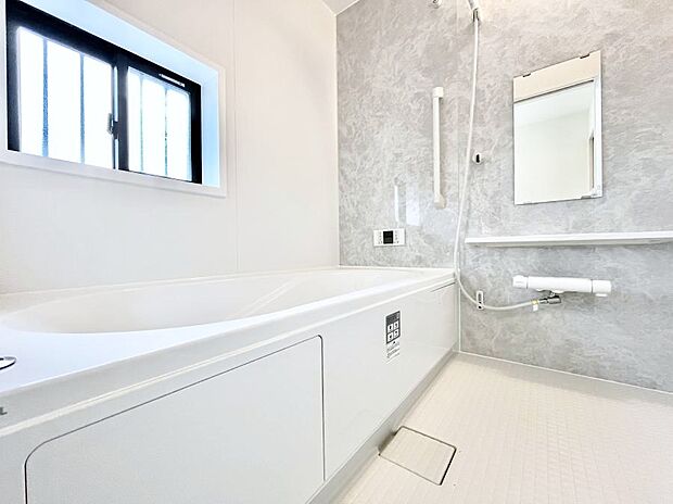 一日の疲れを癒やす大切なバスタイム。ゆっくりとお風呂を楽しんで疲れをとりたいですね!