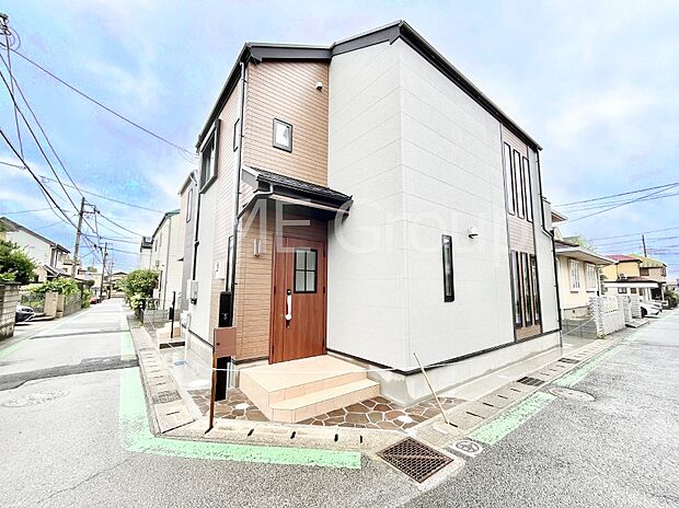 暮らしやすさと居心地の良さにこだわったシンプルで飽きのこないデザイン !