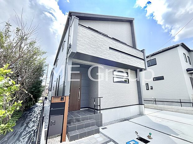 洗練された外観、上質な住空間が広がる室内は永く安心して過ごせる住居です。