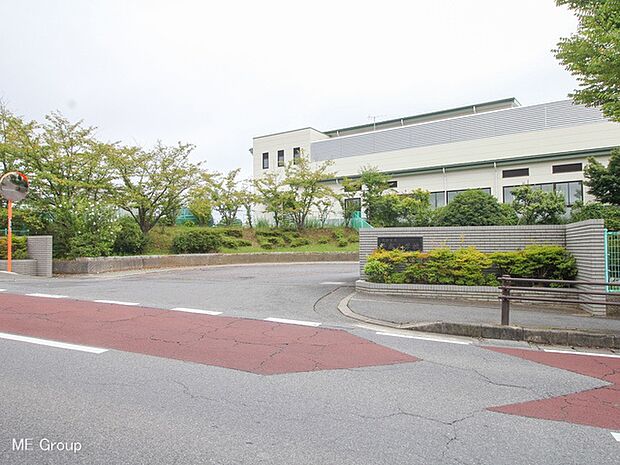 成田市立平成小学校（約1,500m・徒歩19分）