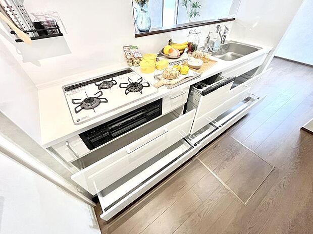 【スライド収納】使いやすさを優先したスライド式収納タイプ！