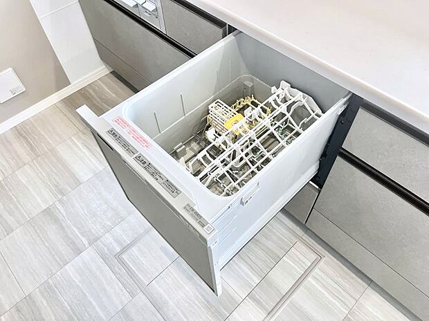 【食洗機】面倒なお片づけは食洗機にお任せ！家事の負担が減って、時間にも気持ちにもゆとりができます。