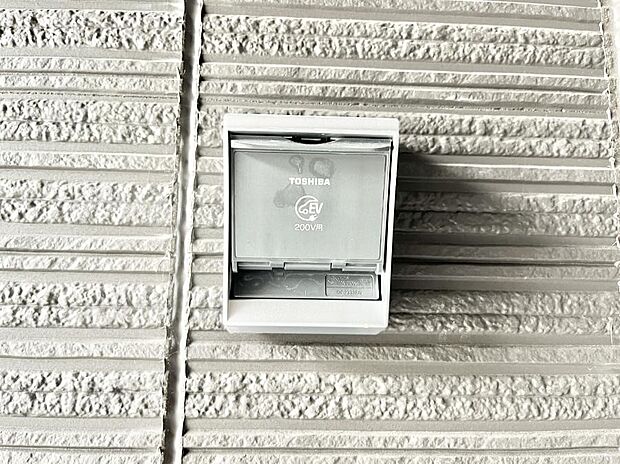 【その他現地】ＥＶ充電用屋外コンセント 。