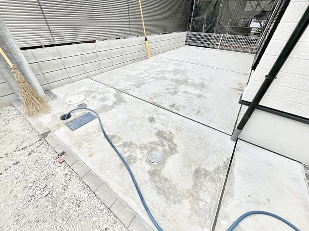 【駐車場】生活に欠かせない駐車スペース。