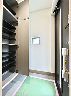 シューズボックス