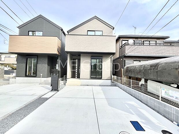 【現地外観写真】洗練された外観、上質な住空間が広がる室内は永く安心して過ごせる住居です。