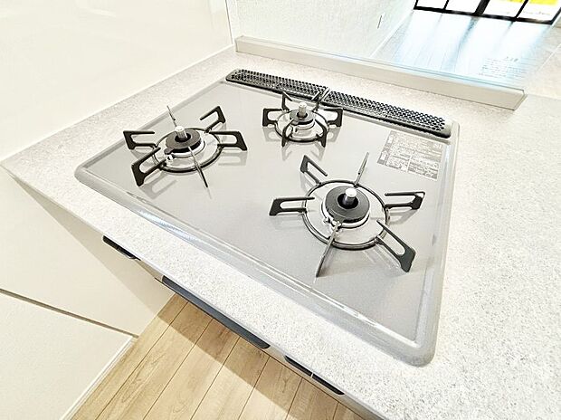 【ガスコンロ】三口ガスコンロでお料理が一気にはかどりそう