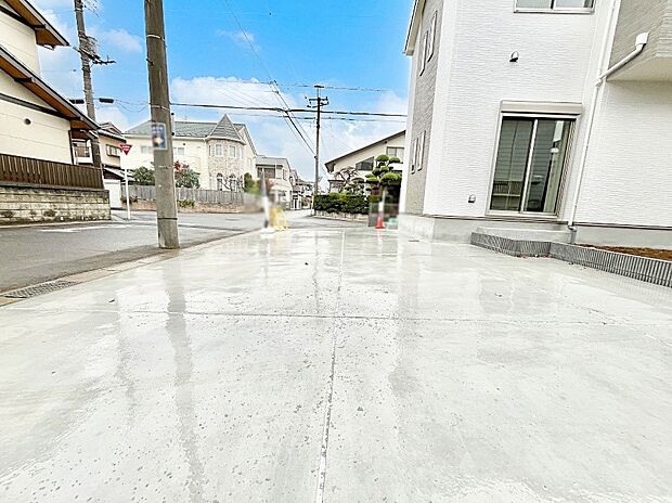 【駐車場】カースペースは2台駐車可。セカンドカーや来客時に便利です!