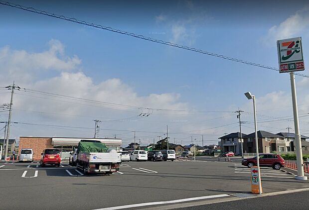 セブン-イレブン 木更津瓜倉店（約400m）