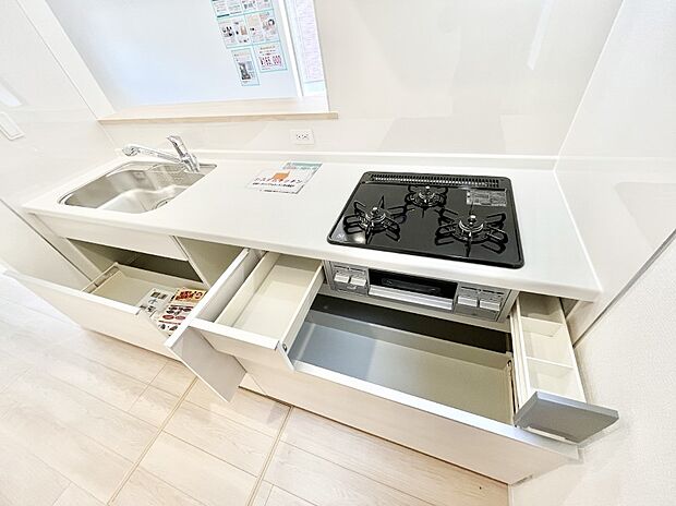 【スライド収納】使いやすさを優先したスライド式収納タイプ！