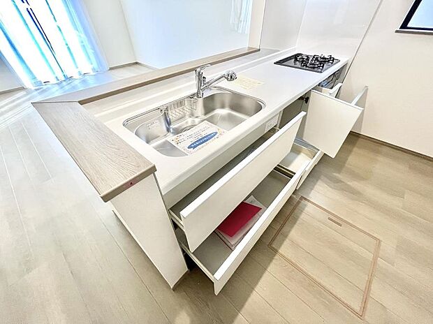 【スライド収納】使いやすさを優先したスライド式収納タイプ！