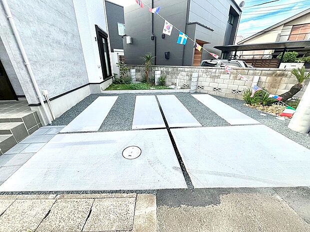 【駐車場】生活に欠かせない駐車スペース。